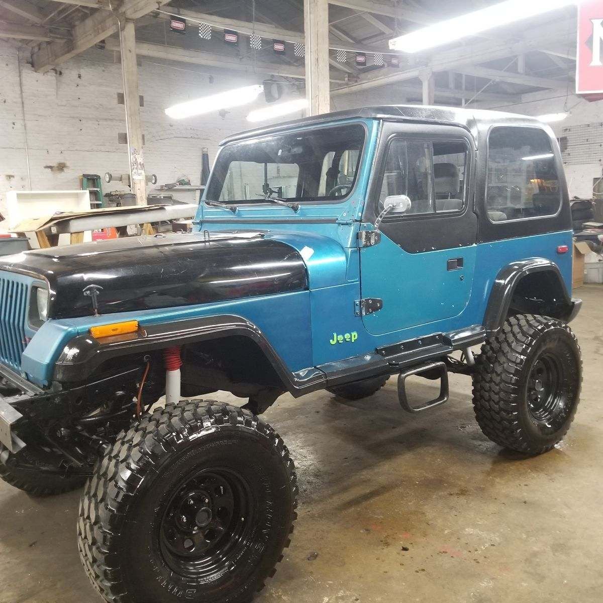 Auction 1993 Jeep YJ 2S