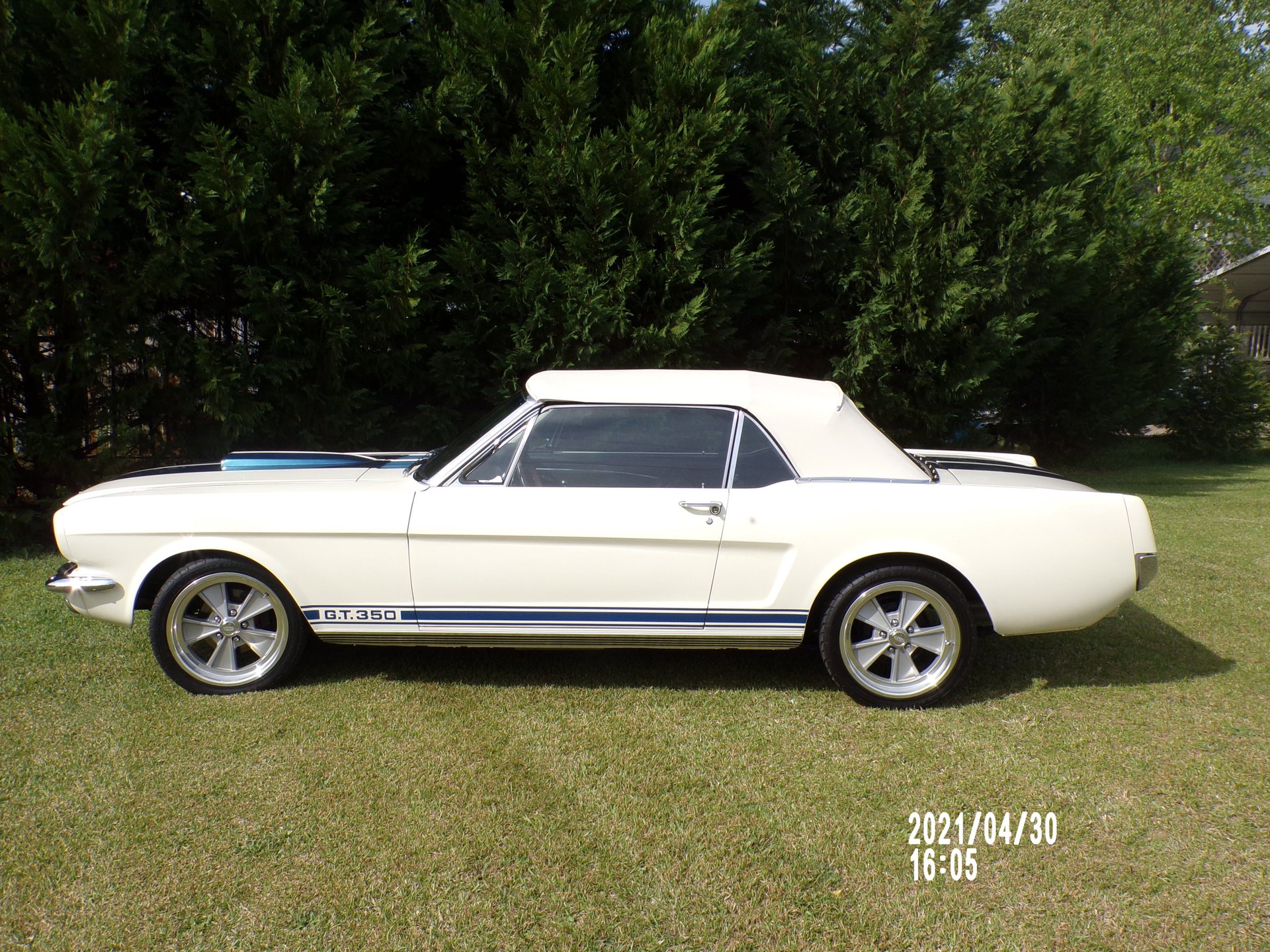 Auction 1966 Ford Mustang