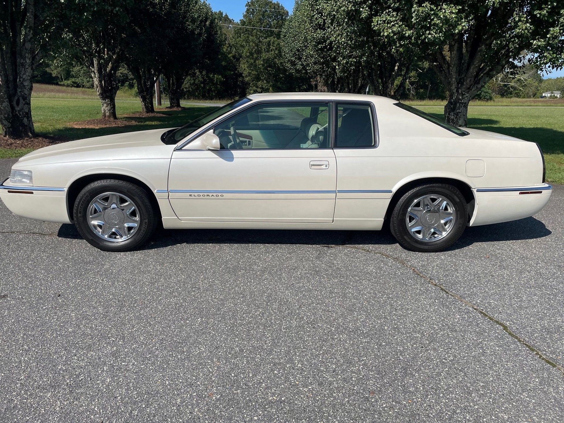 Auction 1997 Cadillac El Dorado