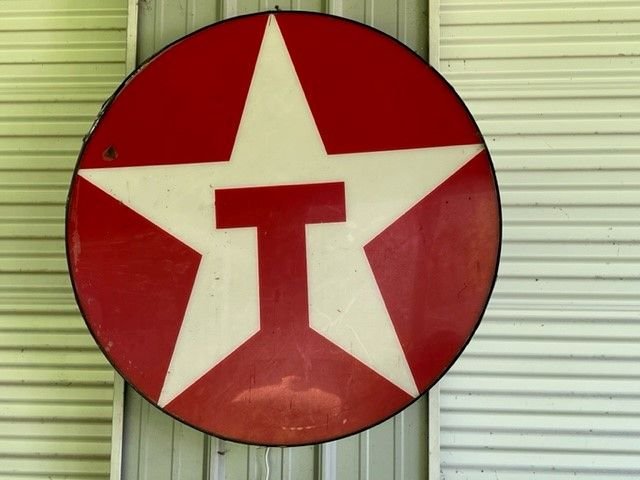 Auction  Collectible Item Texaco Round Lighted Sign