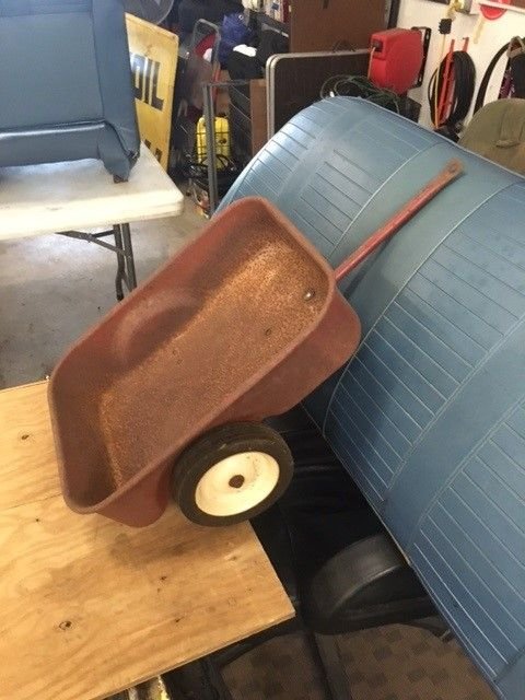 Collectible item trailer for pedal car