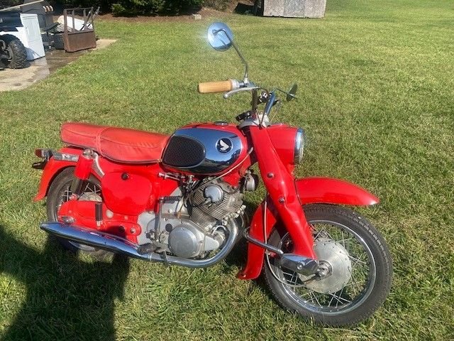 Auction  Collectible Item 1967 Honda Dream Motorcycle