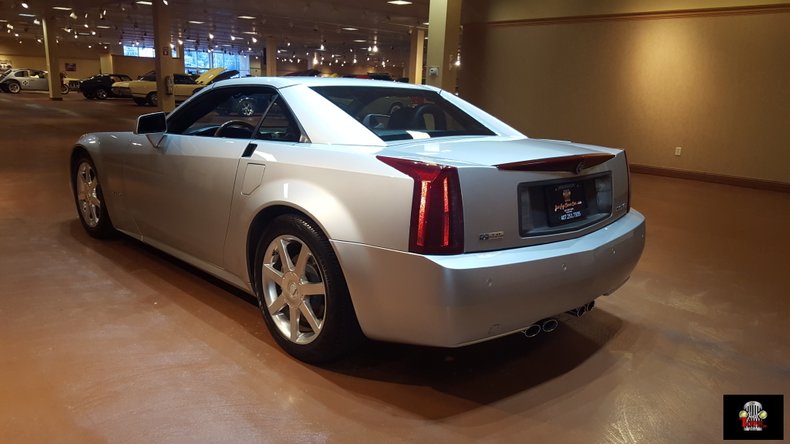 2004 Cadillac XLR