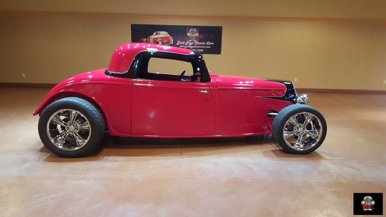 1933 Factory Five Street Rod