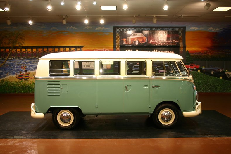 1967 Volkswagen T1 Bus