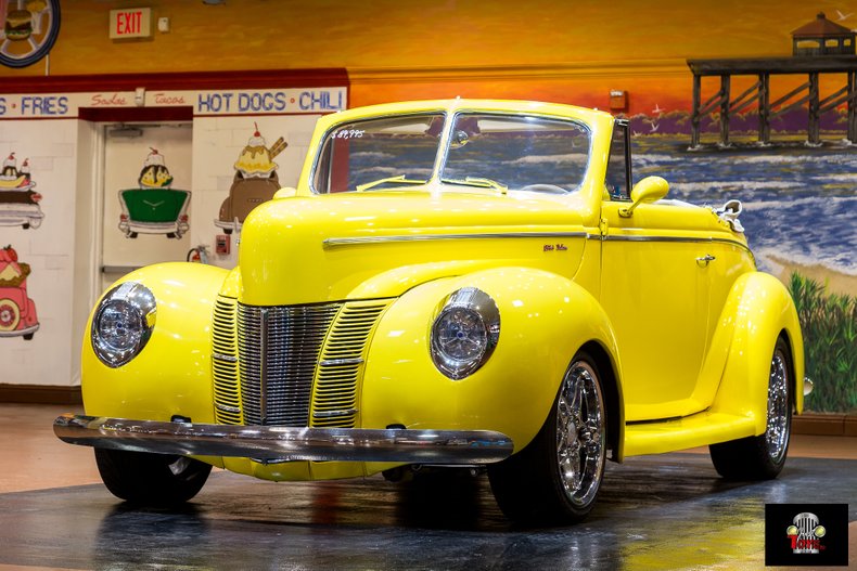 1940 Ford Deluxe