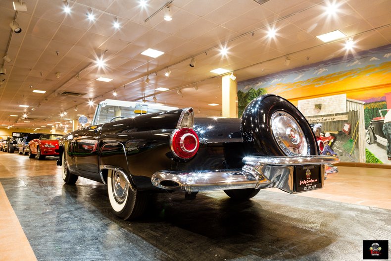 1956 Ford Thunderbird