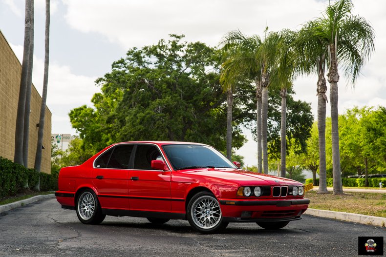 1991 BMW M5