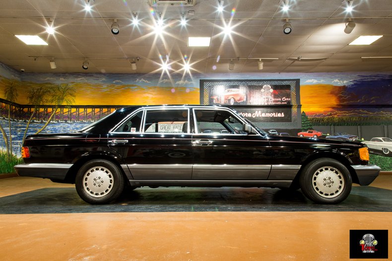 1990 Mercedes-Benz 560