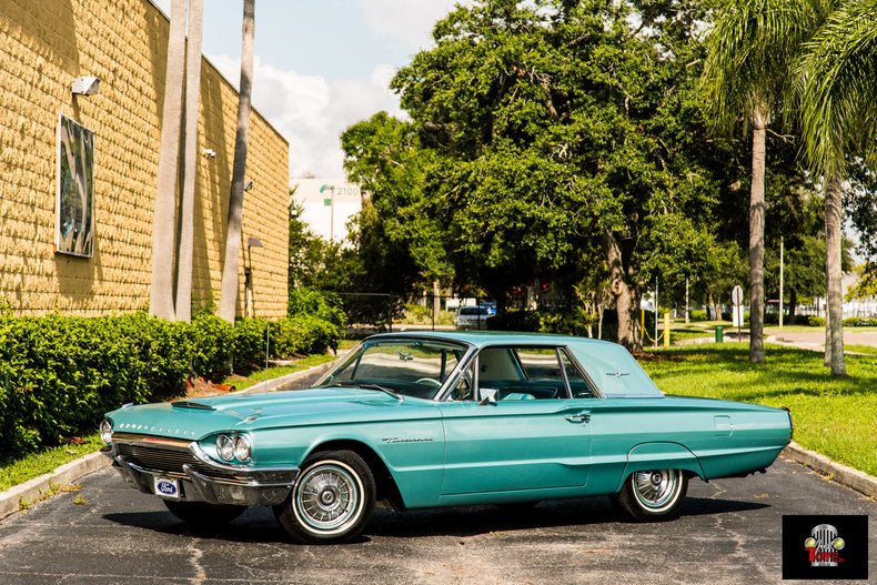 1964 Ford Thunderbird