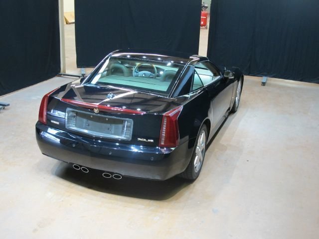 2004 Cadillac XLR