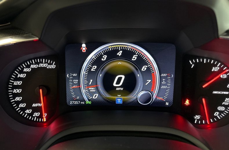 2015 Chevrolet Corvette 14