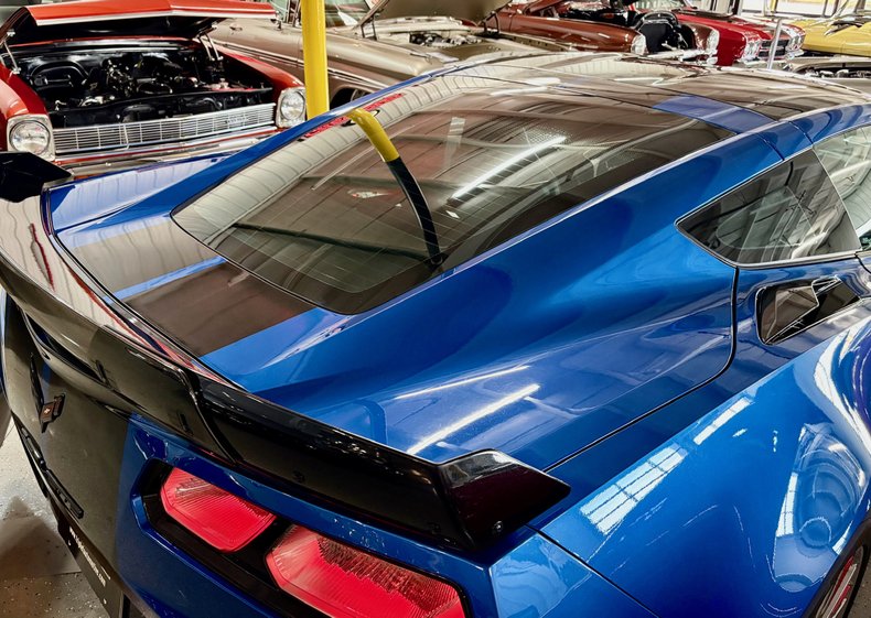 2015 Chevrolet Corvette 23