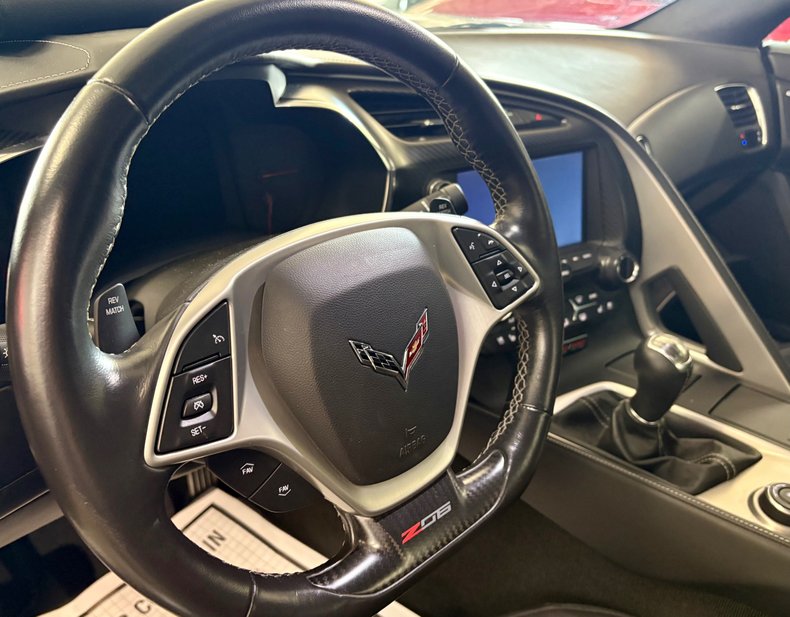2015 Chevrolet Corvette 35