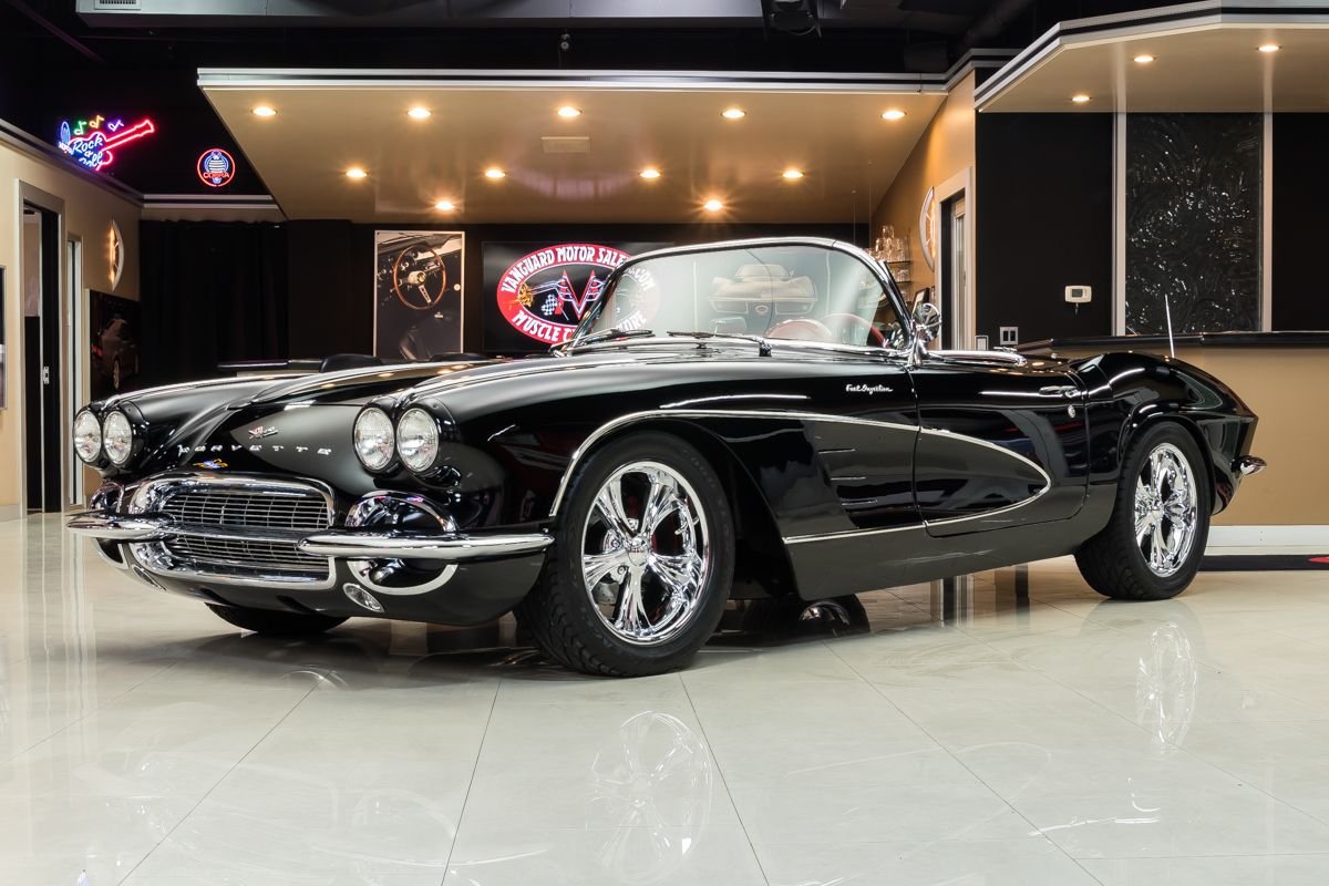 1961 Chevrolet Corvette | Classic Cars for Sale Michigan: Muscle & Old ...