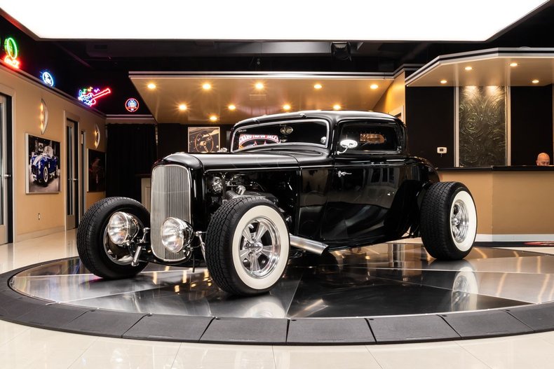 1932-ford-3-window-coupe-