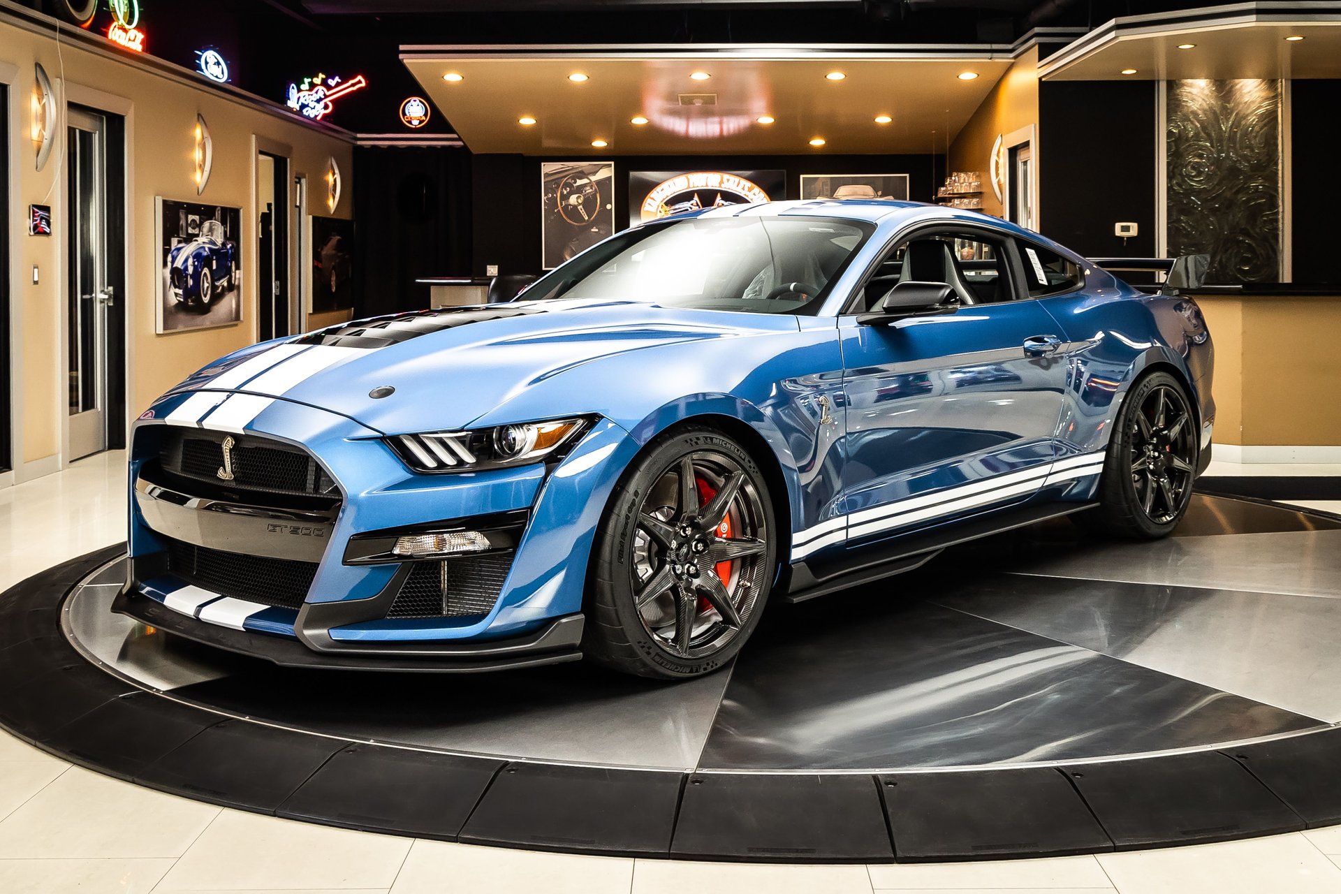 2021 ford mustang shelby gt500 carbon fiber track pack