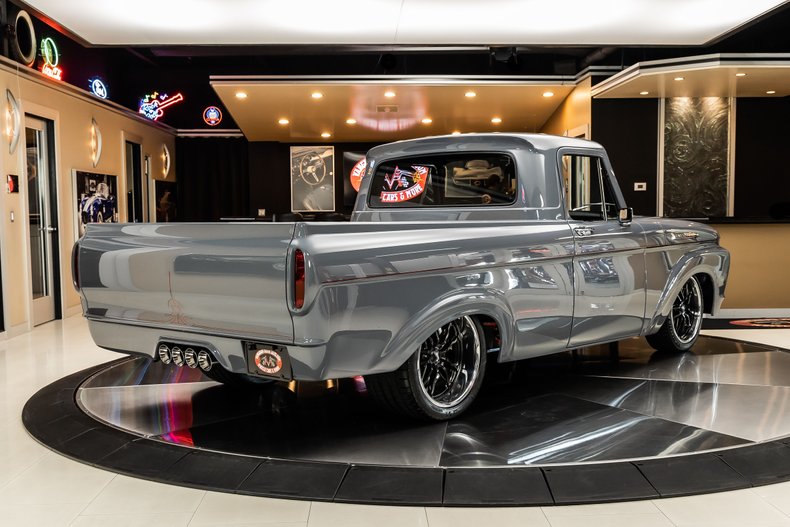 1961 Ford F100 11