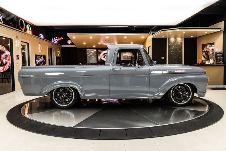 1961 Ford F100 10