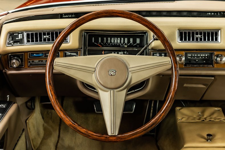 1975 Cadillac Coupe DeVille 62