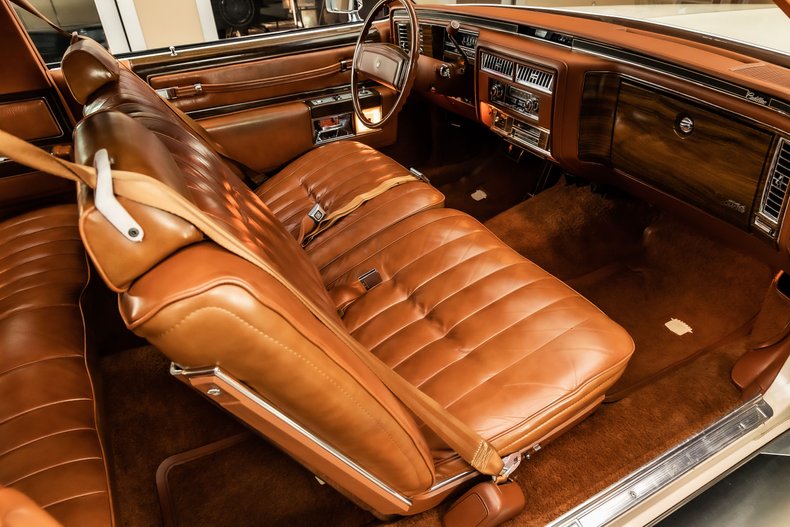 1977 Cadillac Coupe Deville 69
