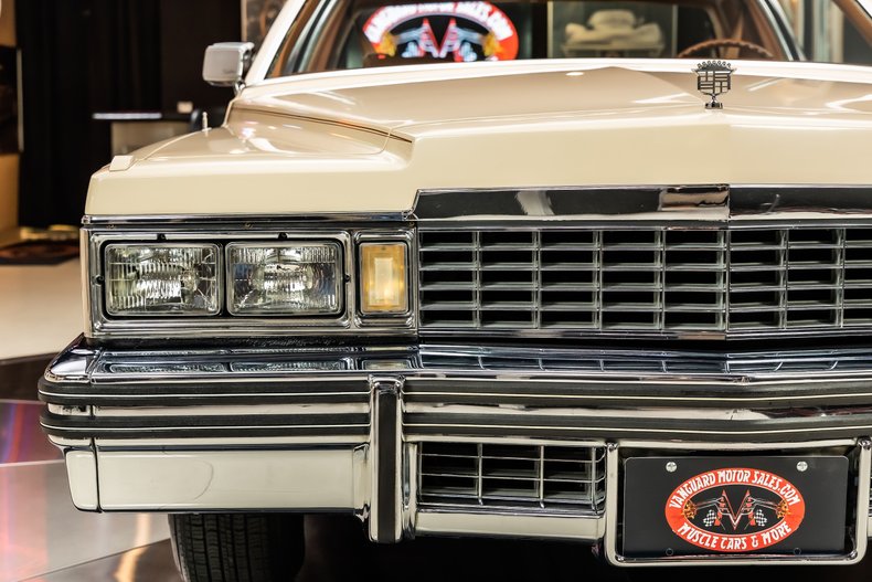 1977 Cadillac Coupe Deville 19