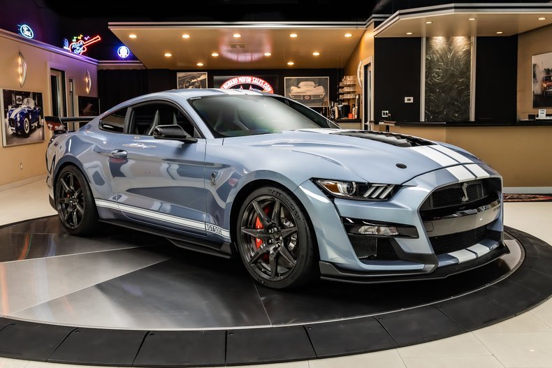 2022 Ford Mustang 9