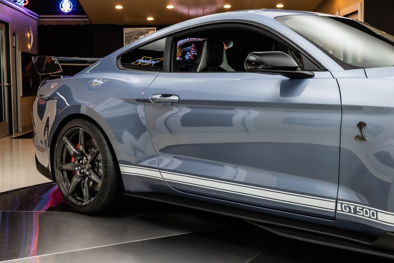 2022 Ford Mustang 21