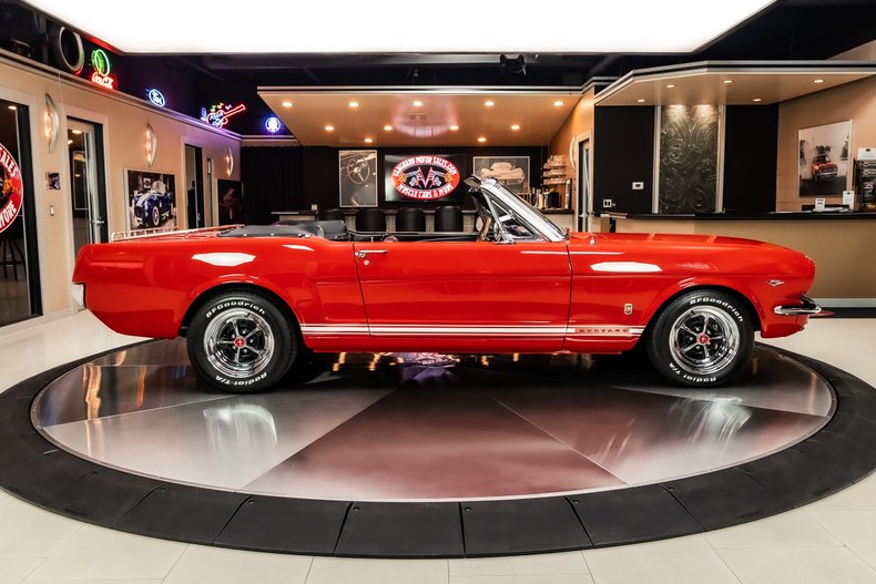 1965 Ford Mustang 12