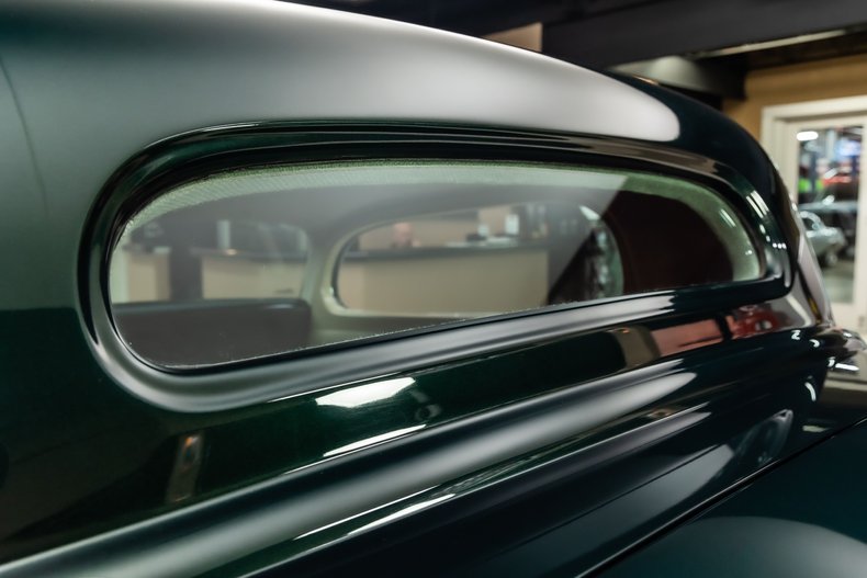 1933 Ford 3-Window 36