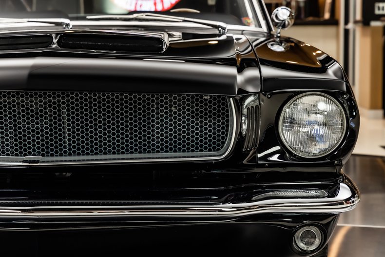 1965 Ford Mustang 28