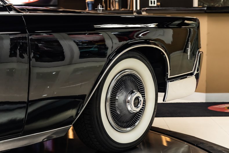 1966 Lincoln Continental 45