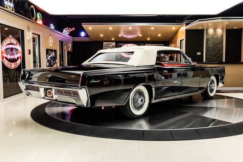 1966 Lincoln Continental 102