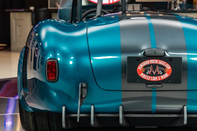 1965 Shelby Cobra 32