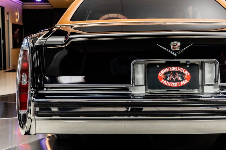 1979 Cadillac Coupe DeVille 33