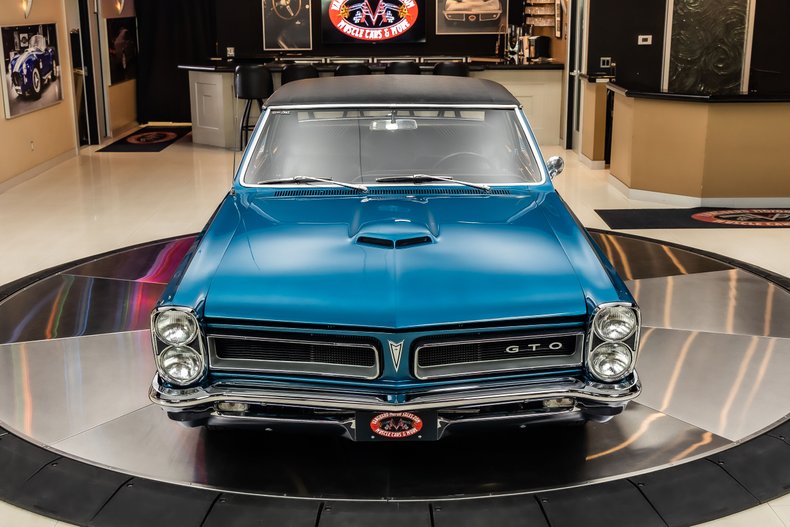 1965 Pontiac GTO 9