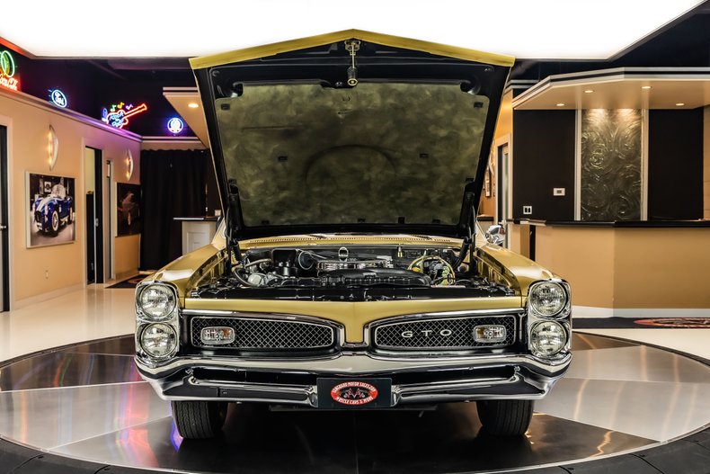 1967 Pontiac GTO 86