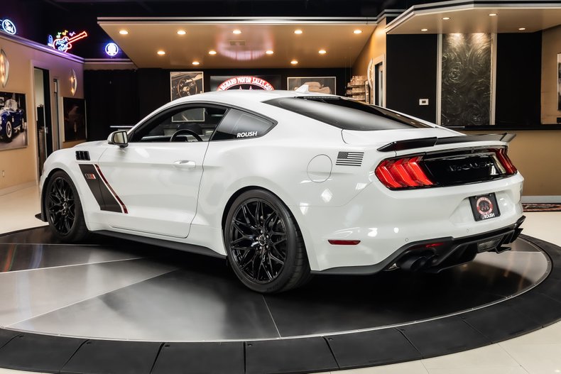 2021 Ford Mustang 16