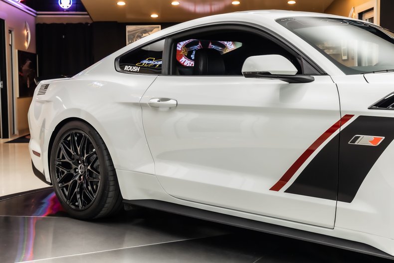 2021 Ford Mustang 21