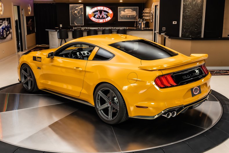 2022 Ford Mustang 17