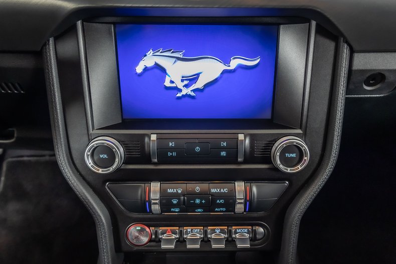 2022 Ford Mustang 65