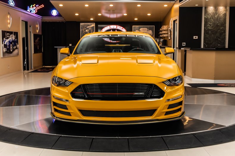 2022 Ford Mustang 7