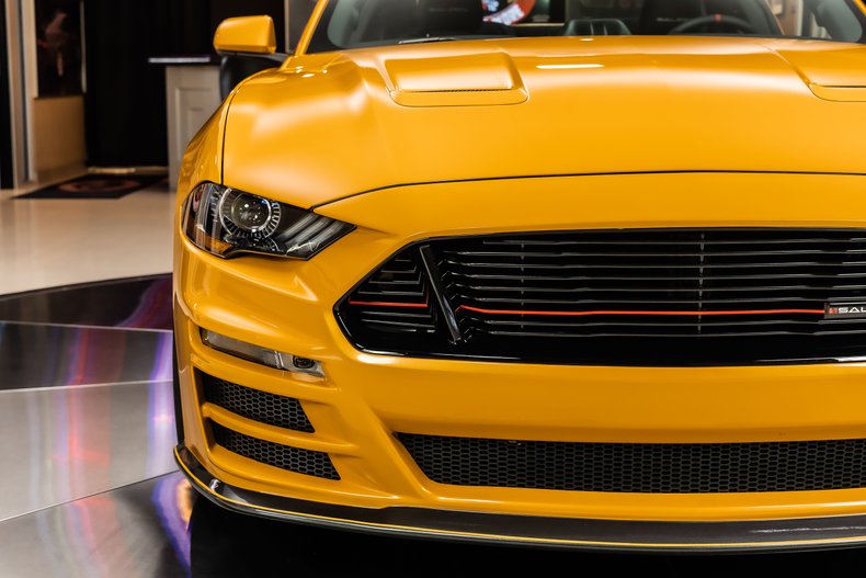 2022 Ford Mustang 19
