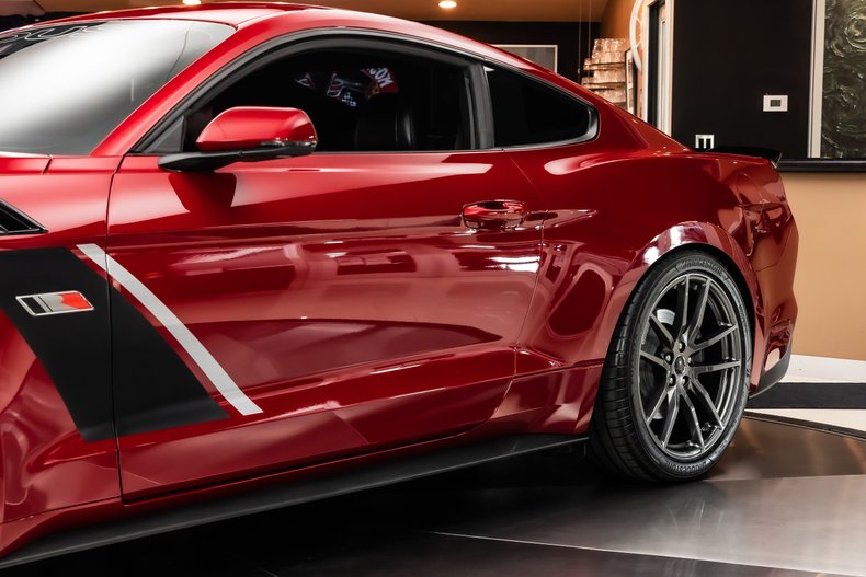 2020 Ford Mustang 29