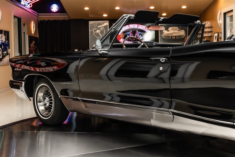 1965 Pontiac Bonneville 58