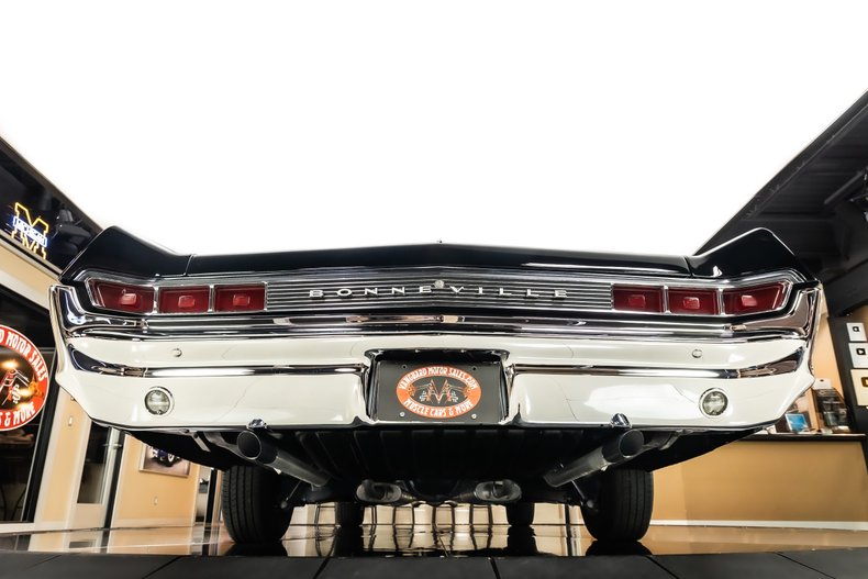 1965 Pontiac Bonneville 71
