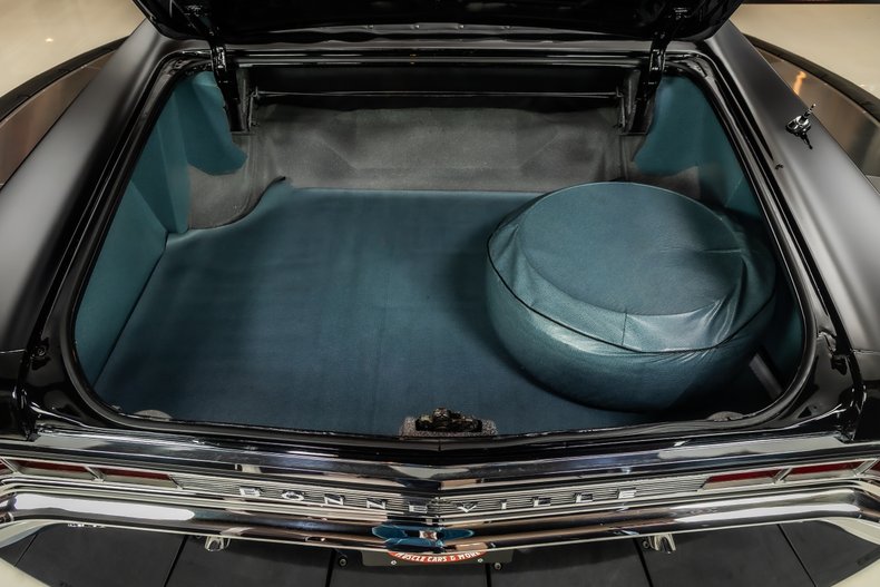 1965 Pontiac Bonneville 120