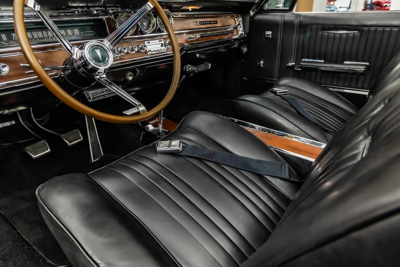 1965 Pontiac Bonneville 88