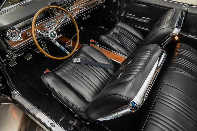 1965 Pontiac Bonneville 77