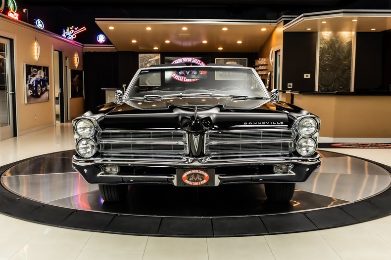 1965 Pontiac Bonneville 14